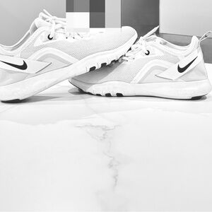 Nike White and Black Running Shoes